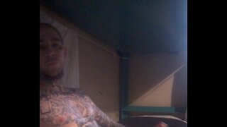 Beli človek, velik kurac, cum shot