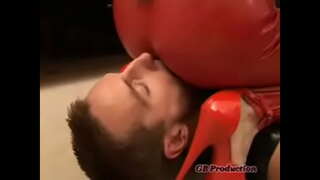 Пакланенне латексной задніцы