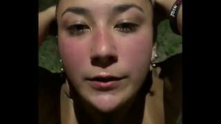 Пьющая urin drolja Bailey u javnosti