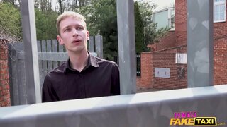 ���ት ግምገማዎች ታክሲ brunette አሁን ግምገማዎች አሁን pussy ነው በጣም ቀጥሎ በር