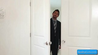 חמודה, נערה בלונדי מבצע מדהים מציצה על לבן גדול זין ואני אוהב את זה