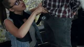 Դեռահասը-хипстер sucks եւ լիլիթ անդամ